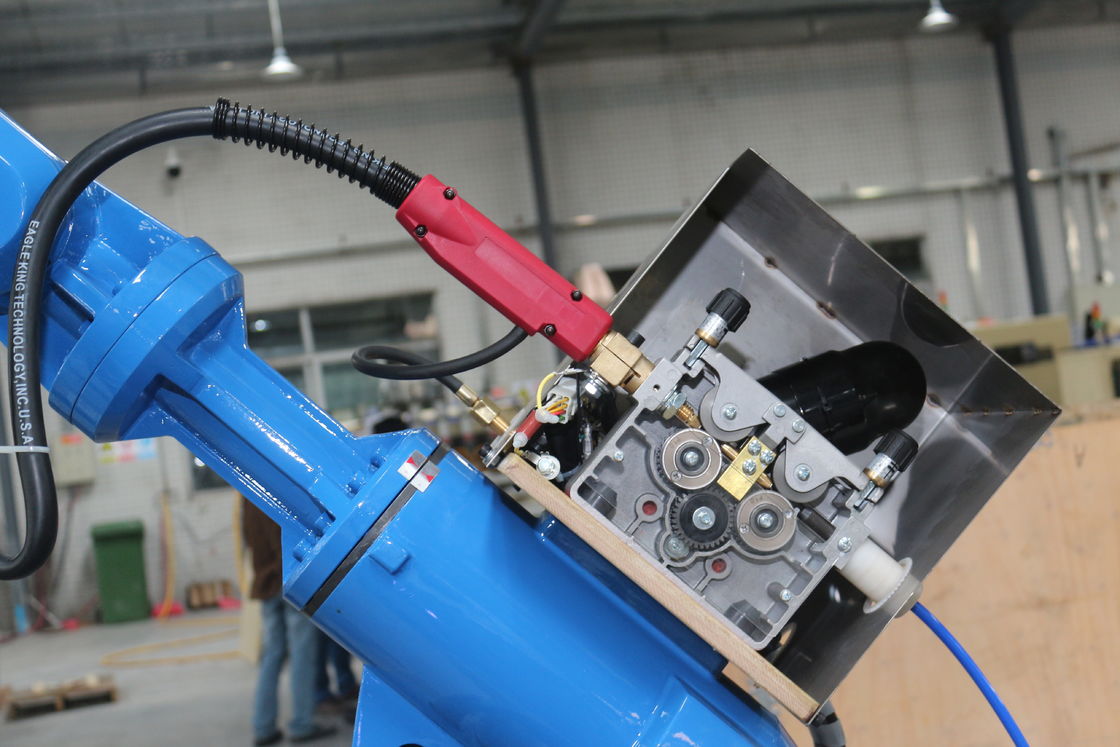 TIG/MIG/MAG Industrial Welding Robots Hwashi 6 Axis With Pinch Welder / Seam Tracer