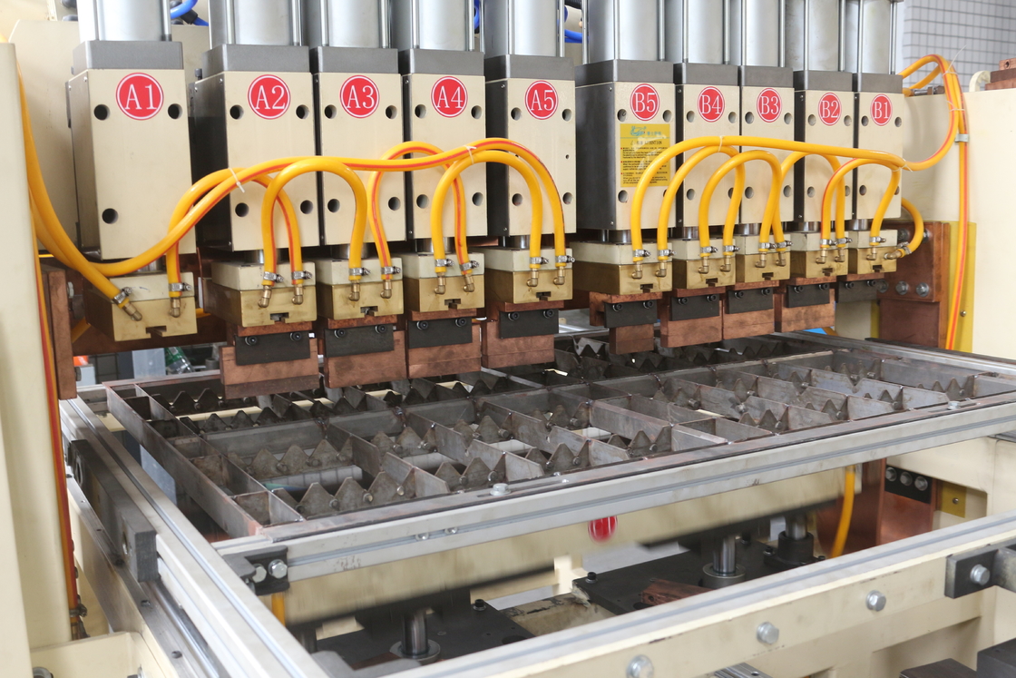 Wire Mesh Welding Machine Comes With An Automatic Unloading Device Making It And Easy To For Your Workers