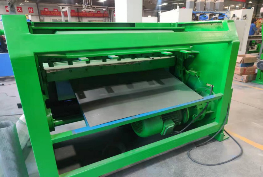 Hwashi Large Metal Storage Basket Stainless Steel Wire Basket Production Line, Customize Welding Wire Mesh Basket