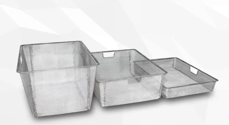 Hwashi Large Metal Storage Basket Stainless Steel Wire Basket Production Line, Customize Welding Wire Mesh Basket 1