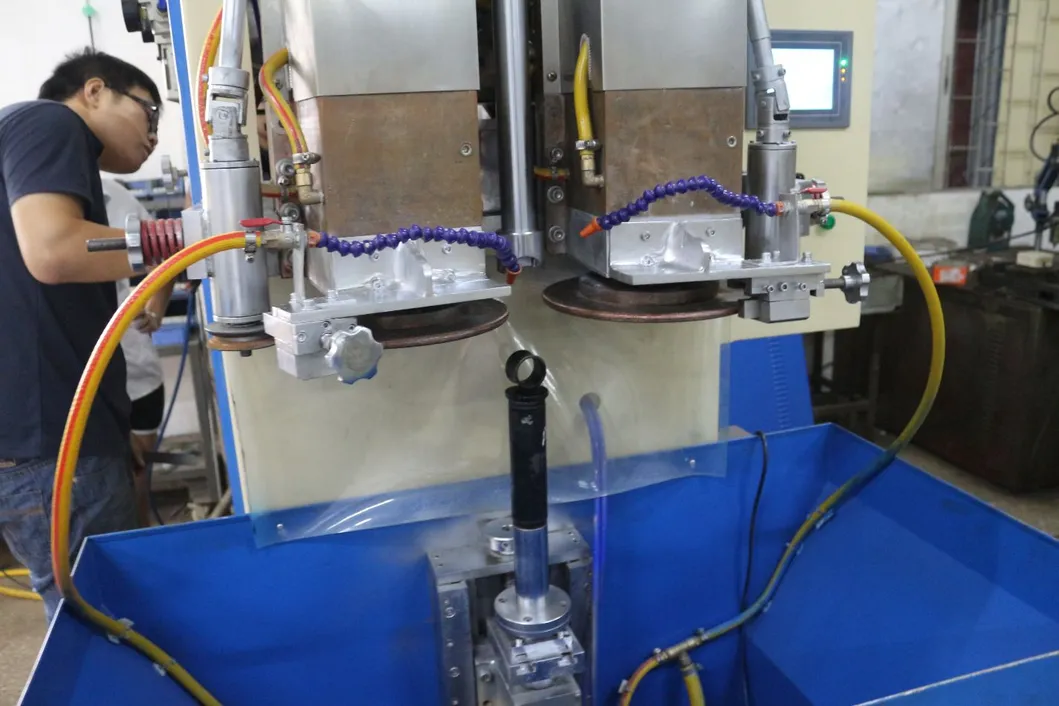 Hwashi Car Shock Absorbers Repair Machine, Resistance Seam Welding Machine 4
